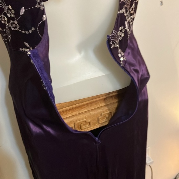 Morgan and Co by Linda Bernell formal sequined sleeveless gown with criss cross - Picture 11 of 14